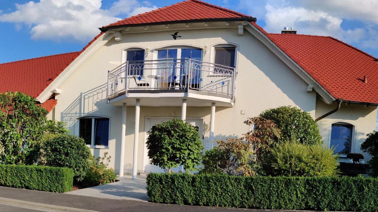 Ferienwohnung Am Hollergraben Oberschwarzach Bagian luar foto